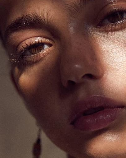 Linda Kristel for  professionale